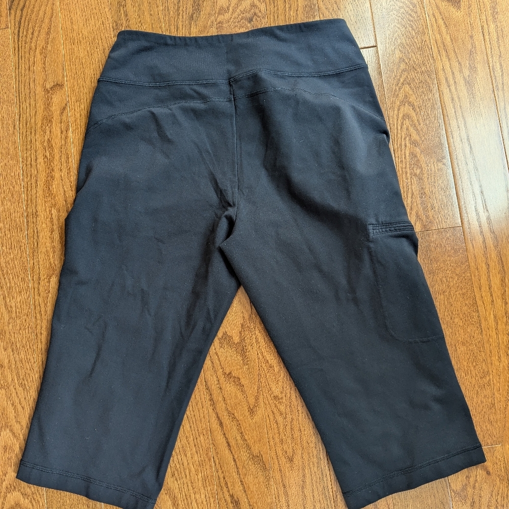 Duluth NoGa classic capris